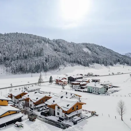 Tauernlodge Wagrain Bergblick 42C Chalet *