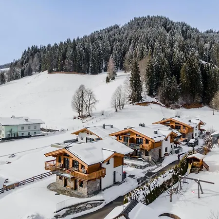 Tauernlodge Wagrain Bergblick 42C Chalet *